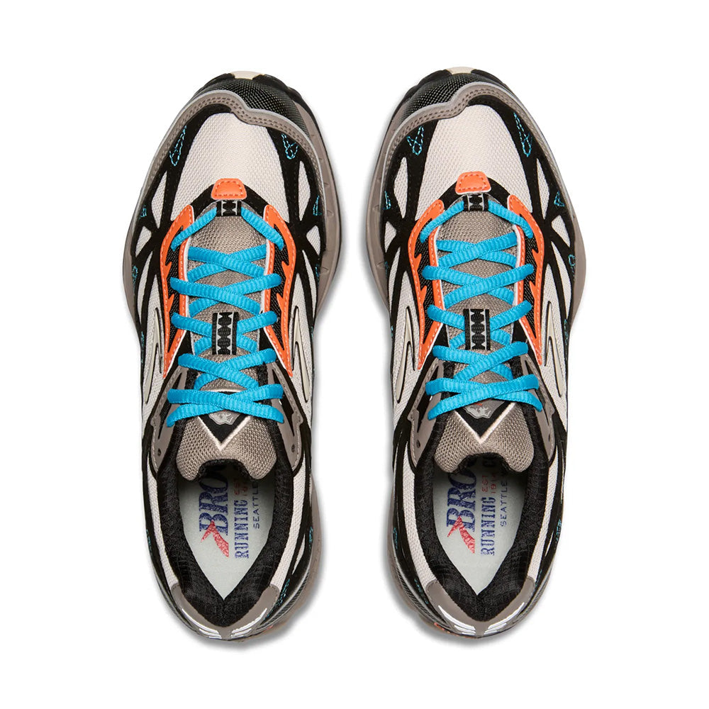 Brooks Cascadia 1 "Moonbeam"