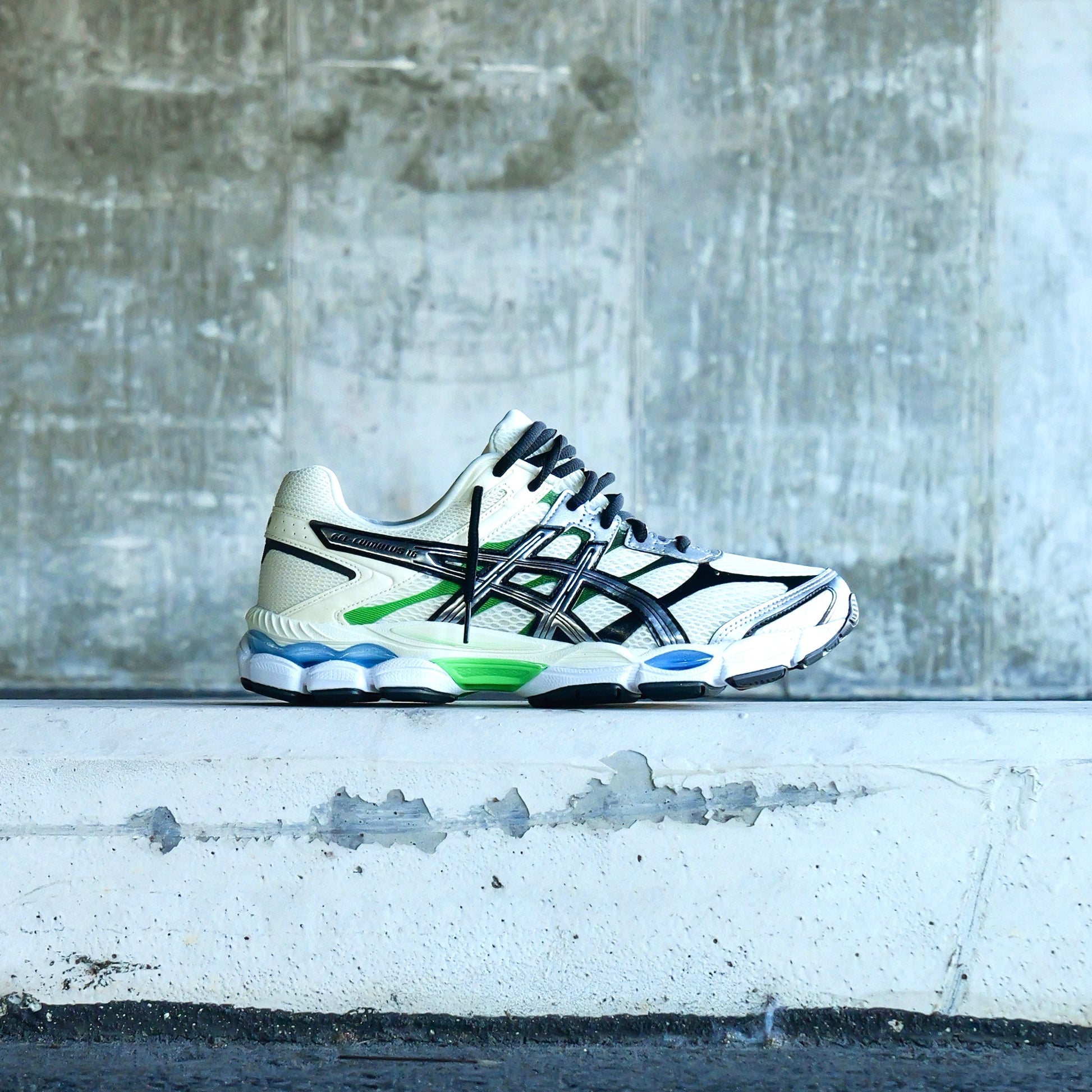 Mens Asics Gel-Cumulus 16 (Ivory/Pure Silver)