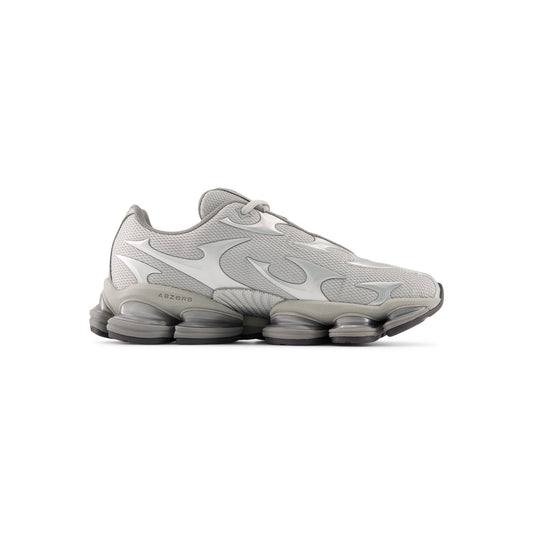 New Balance 2000 (Silver Metallic)